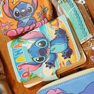 Stitch card wallet